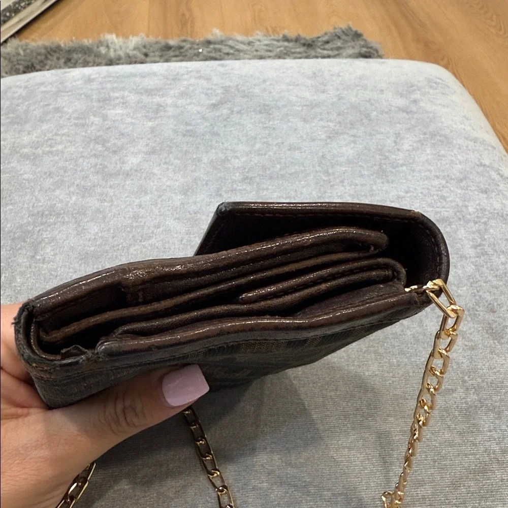 Fendi Black and Brown Monogram Clutch Bag with Gold Chain - Picture 9 of 15